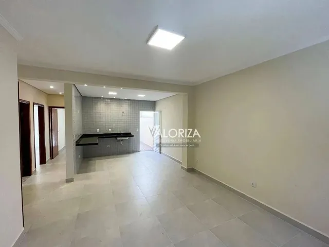 Imagem: Casa com 3 Quartos, Sendo 1 Suíte, 130