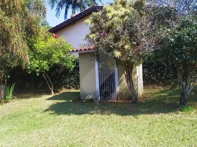 Imagem: Casa com 3 Dormitórios para Alugar, 240