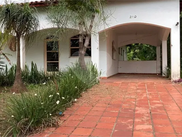 Imagem: Casa Térrea para Alugar com 3 Quartos