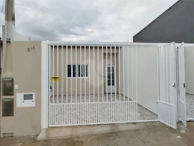 Imagem: Casa para Alugar com 3 Quartos, Sendo 1