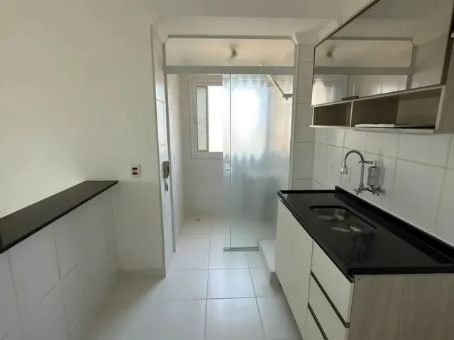 Imagem: O apartamento possui 2 Dormitórios, 1 Suíte, 2 Banheiros,
