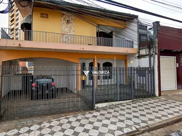 Imagem: Casa com 5 Quartos, Sendo 2 Suítes, 260