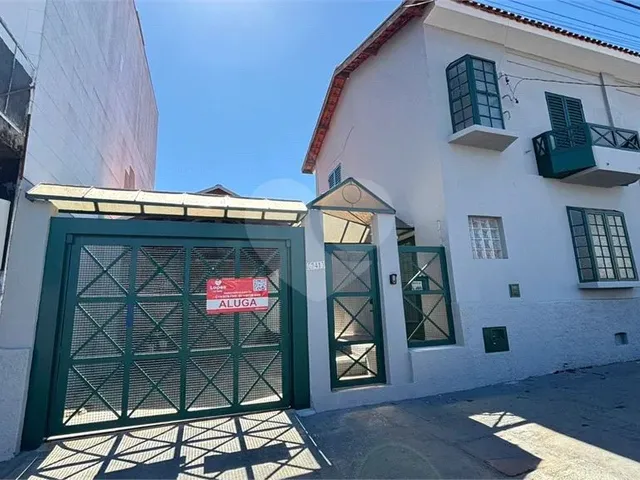 Imagem: Sobrado com 3 Quartos para Locação em