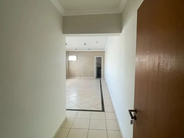 Imagem: Sala Comercial em Edifício Central para
