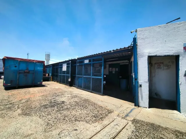 Imagem: Galpão para Aluguel, 6 Vagas, Distrito