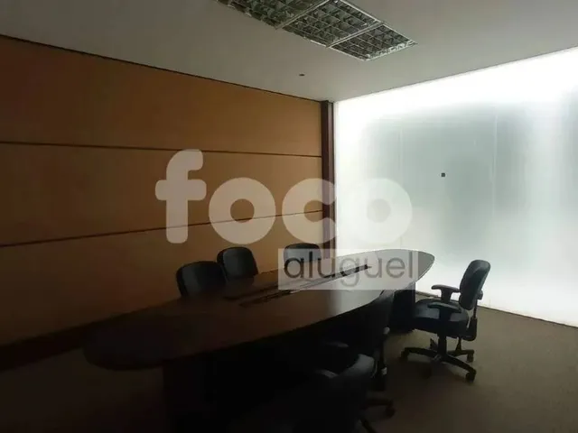 Imagem 6: Prédio Comercial Pronto para Uso