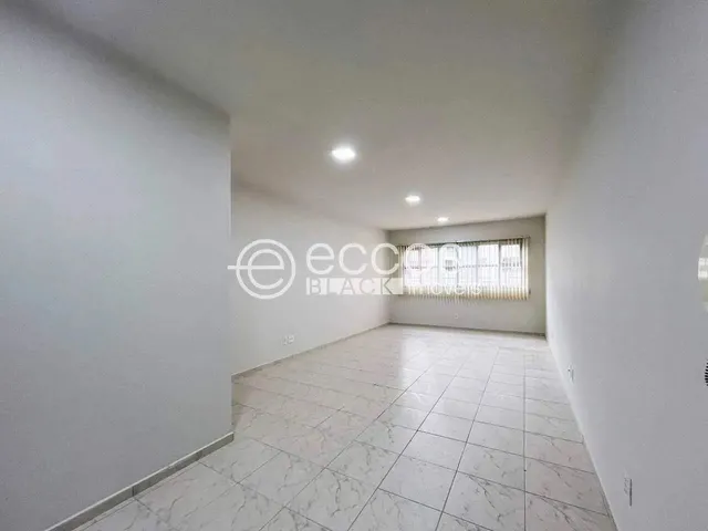 Imagem: Sala Comercial À Venda, 1 Quarto, Tabajaras