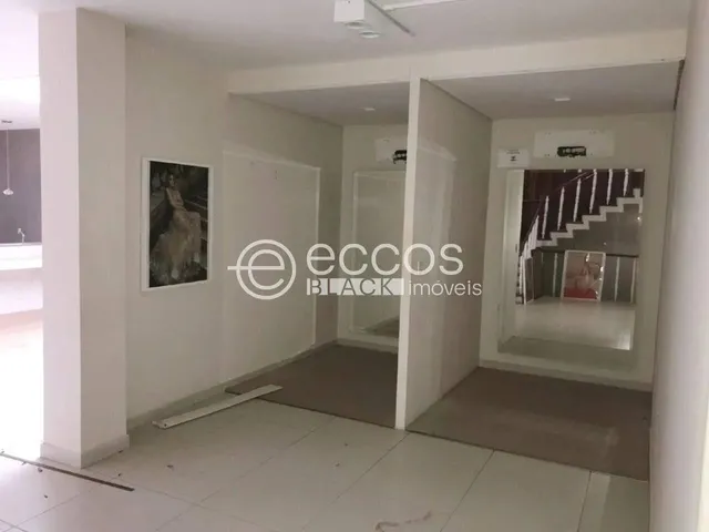 Imagem: Imóvel Comercial para Aluguel, Fundinho