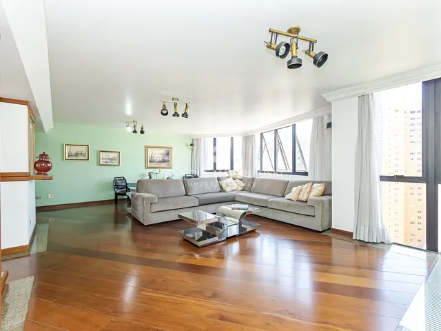 Imagem 11: Apartamento à venda no Batel – 273m² privativos, 4 quartos, 1 por andar, ao lado do