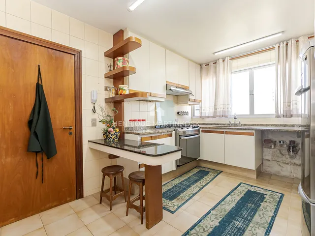 Imagem 16: Apartamento à venda no Batel – 273m² privativos, 4 quartos, 1 por andar, ao lado do