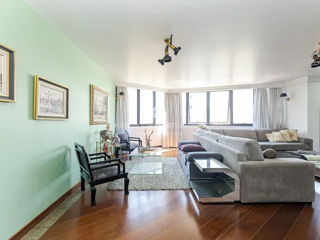 Imagem 2: Apartamento à venda no Batel – 273m² privativos, 4 quartos, 1 por andar, ao lado do