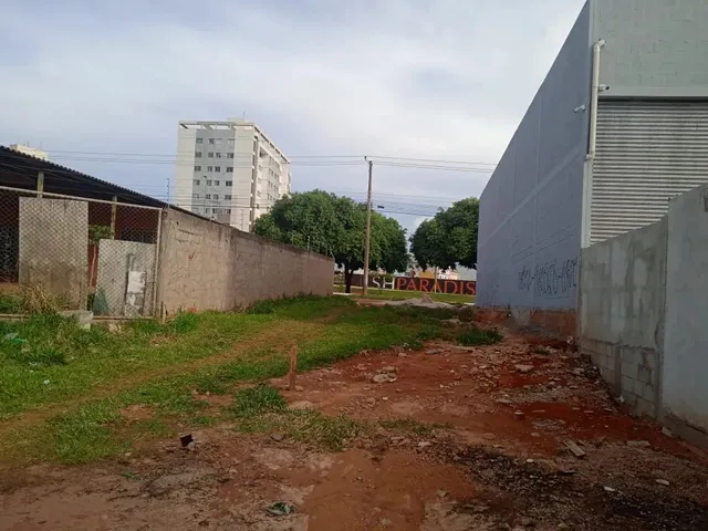Imagem: Vende-Se Um Lote Comercial na Avenida Principal