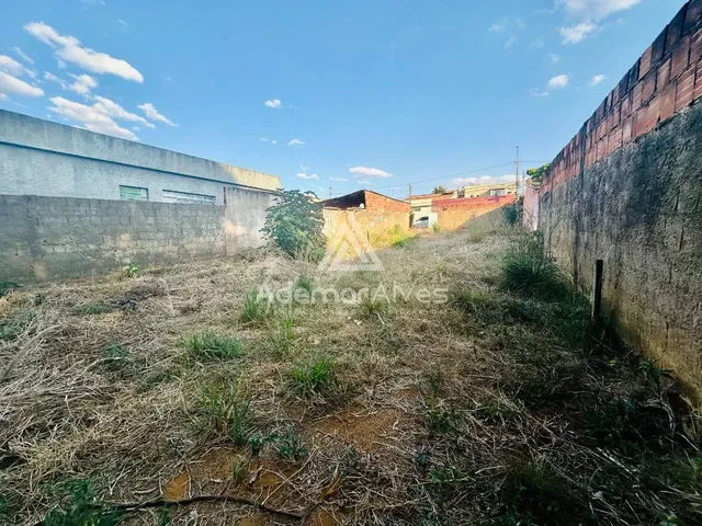 Imagem 1: Quadra 15, Conjunto D, Sobradinho-Df, Terreno de 350M Murado e Vazado na Melhor