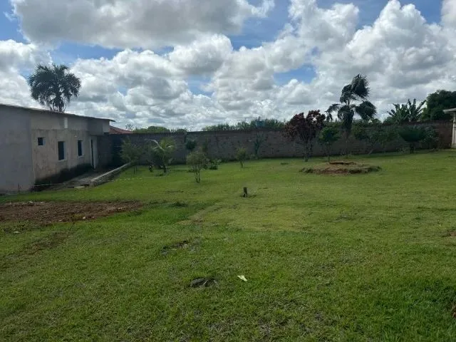 Imagem: Vende-Se, por R$ 300 Mil, Excelente Lote