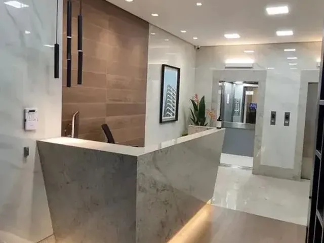 Imagem 8: Conjunto com 3 Salas Comerciais e 1 Wc no Centro - Curitiba - Pr