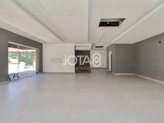 Imagem: Locação - Loja com Vitrine Ampla e Localização