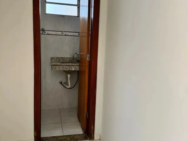 Imagem 13: Imóvel para Aluguel com 113 Metros Quadrados com 2 Quartos em Castelo - Belo Horizonte