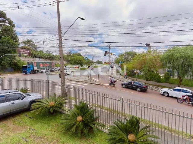 Imagem 2: Imóvel de Esquina Excelente Ponto Comercial santa Cândida Casa com 200M² e Terreno Com
