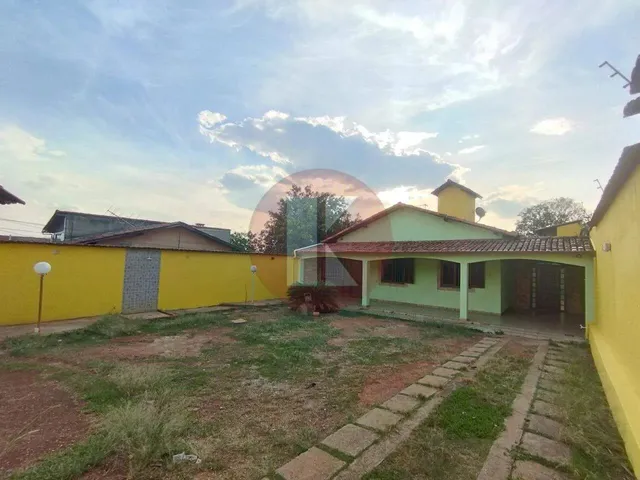 Imagem: Casa Colonial de 04 Quartos no Sinimbu