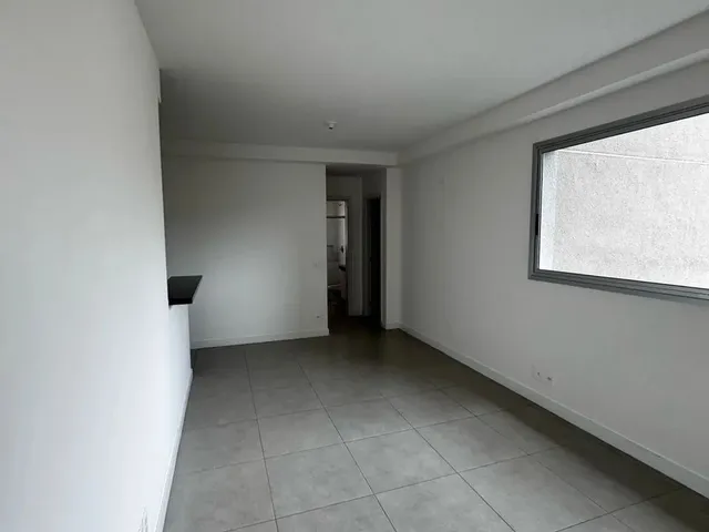Imagem: Alugo Apartamento na R/Maria Macedo- Nova