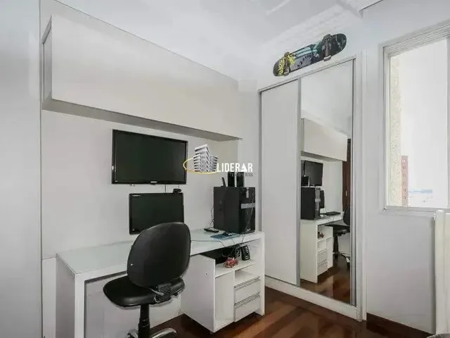 Imagem 14: Apartamento com 4 Quartos e 3 Banheiros para Alugar, 128 M² por R$ 5.000/Mês