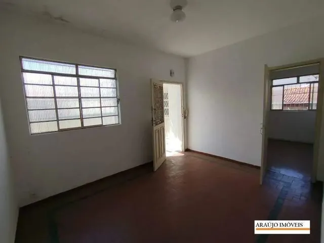 Imagem: Casa para Aluguel em Prado - 4 Quartos