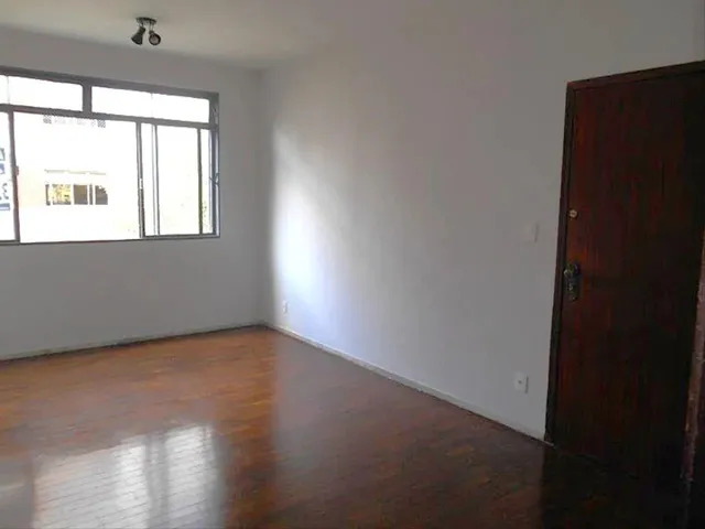 Imagem: Apartamento com 4 Quartos para Alugar em