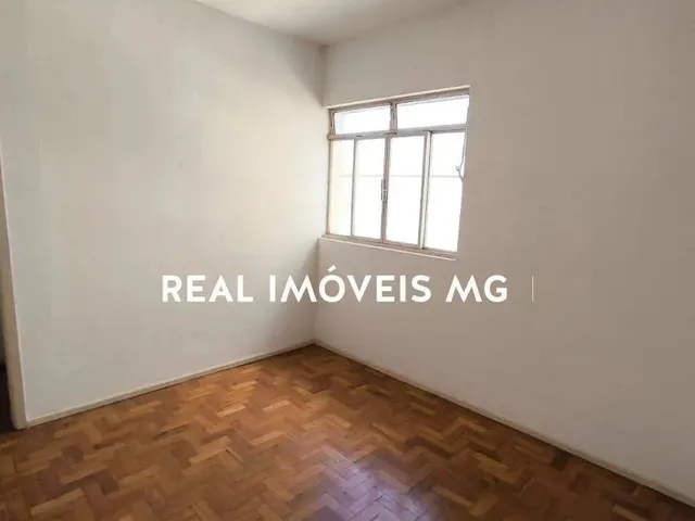 Imagem: Casa para Alugar com 4 Quartos, Próximo