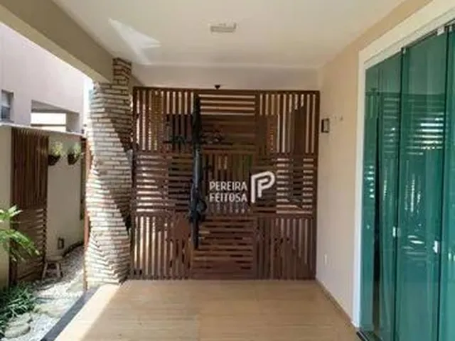 Imagem: Casa com 4 Suítes À Venda, 262 M² por