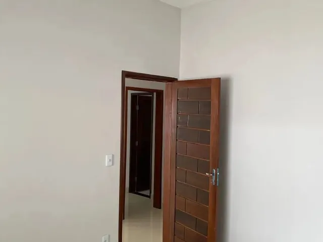 Imagem 2: Imóvel para Venda Possui 113 Metros Quadrados com 3 Quartos em Araçagy - São José De