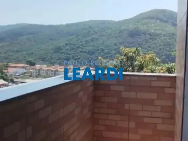 Imagem: Casa Térrea - Estância São José - Mg