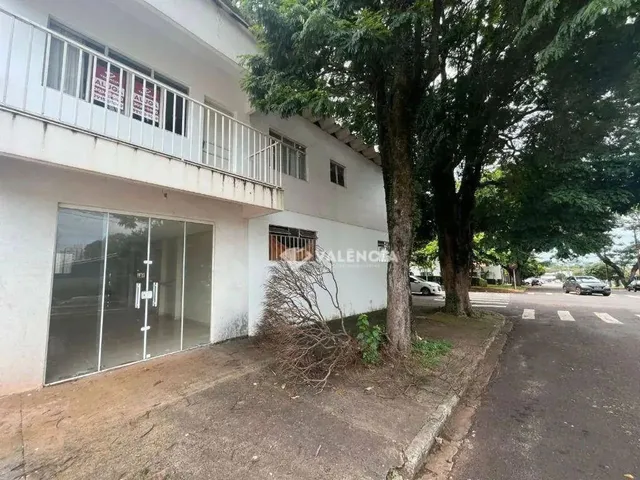 Imagem: O apartamento possui 3 Dormitórios, 1 Suíte, 1 Banheiro,