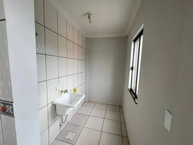 Imagem 6: Aluga-Se Apartamento 2 Quartos na Neva