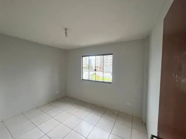 Imagem 3: Aluga-Se Apartamento 2 Quartos na Neva