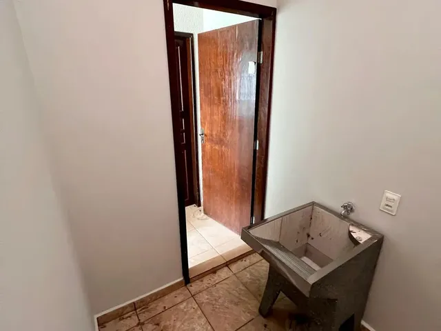 Imagem 10: Casa no Coqueiral - 2 Quartos 2 Vagas - 50M da Av. Brasil