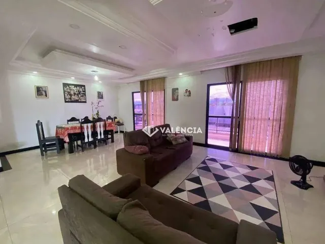Imagem 6: Apartamento na Cobertura com 7 Quartos Sendo 2 Suítes 1 Master para Alugar por R