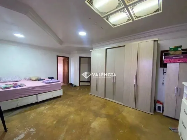 Imagem 4: Apartamento na Cobertura com 7 Quartos Sendo 2 Suítes 1 Master para Alugar por R
