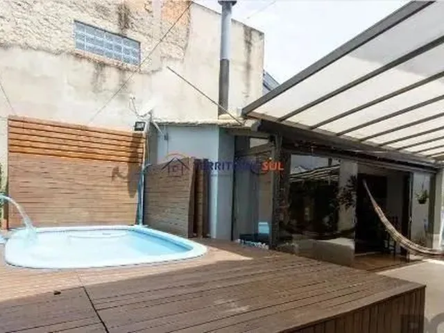 Imagem 11: Casa em Porto Alegre, no Bairro Aberta dos Morros, com 5 Dormitório(S), e 5 Banheiros