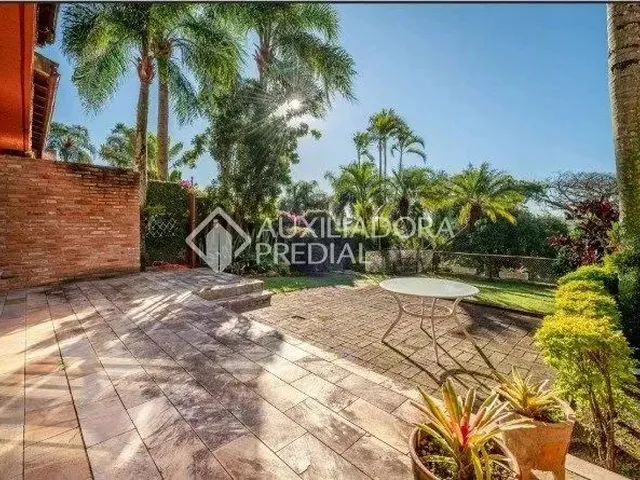 Imagem: Casa em Condomínio À Venda com 3 Dormitórios