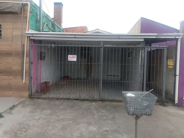 Imagem: Casa no Bairro Hípica - 2 Dormitórios