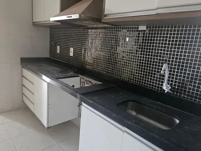 Imagem 7: Alugo Apartamento de 3 Quartos + Dce - no Renascença 1 - com Alguns Armários