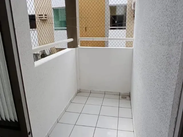 Imagem 2: Apartamento no Condomínio Belize, 2º Andar