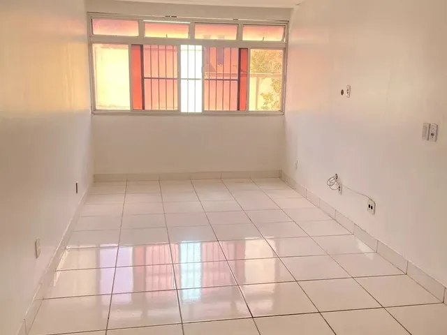 Imagem: Alugo Excelente Apartamento Cohama