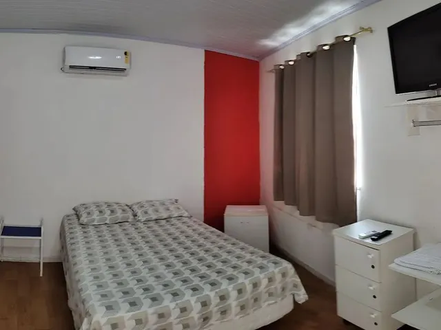 Imagem: Alugo Quartos com Banheiro À 150 Metros