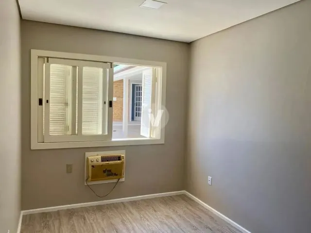 Imagem 7: Casa Ampla 4 Dormitórios, com Piscina, 3 Vagas, no Bairro Juscelino Kubitschek!