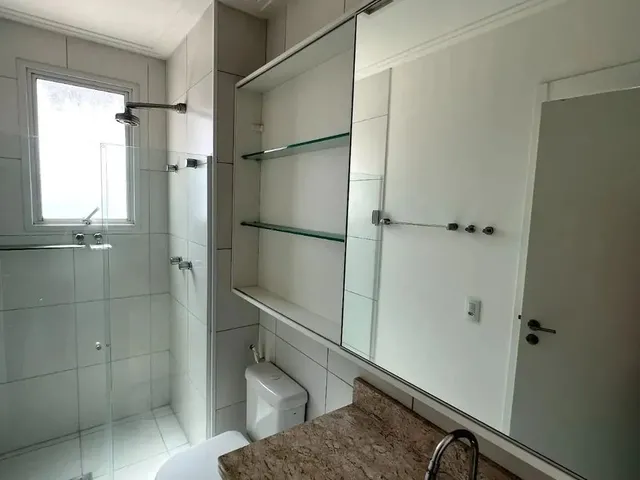 Imagem 2: Alugo Apartamento na Península com 3 Suites