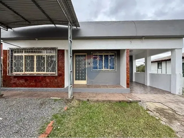 Imagem: Casa com 2 Dormitírios À Venda