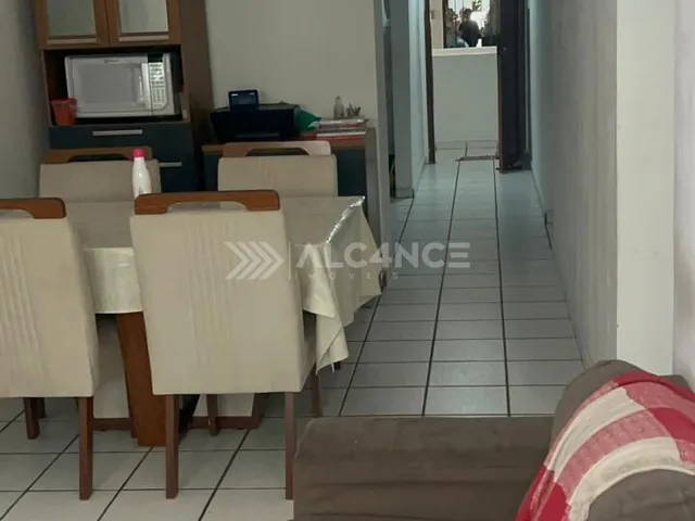 Imagem: Apto - 3 Quartos - 1 Suíte - 75 m² - Bessa
