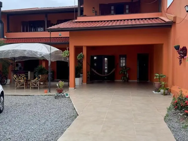 Imagem: Aluguel de Quarto, República Feminina