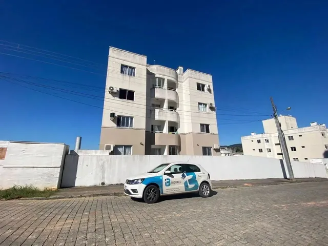 Imagem: Apartamento com 2 Dormitórios no Bairro